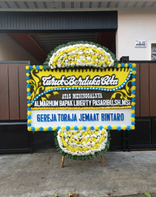 Papan Bunga Duka di Lombok Utara
